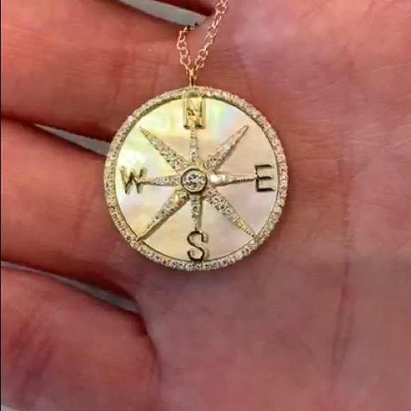 New! 14k and diamond compass pendant - Picture 4 of 11